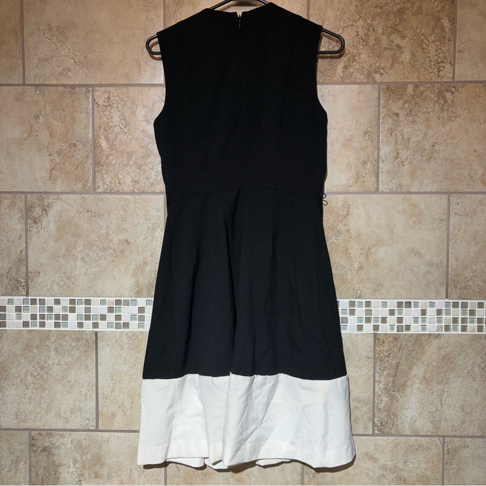 Calvin Klein pleated sleeveless color block dress 2 - Picture 4 of 4